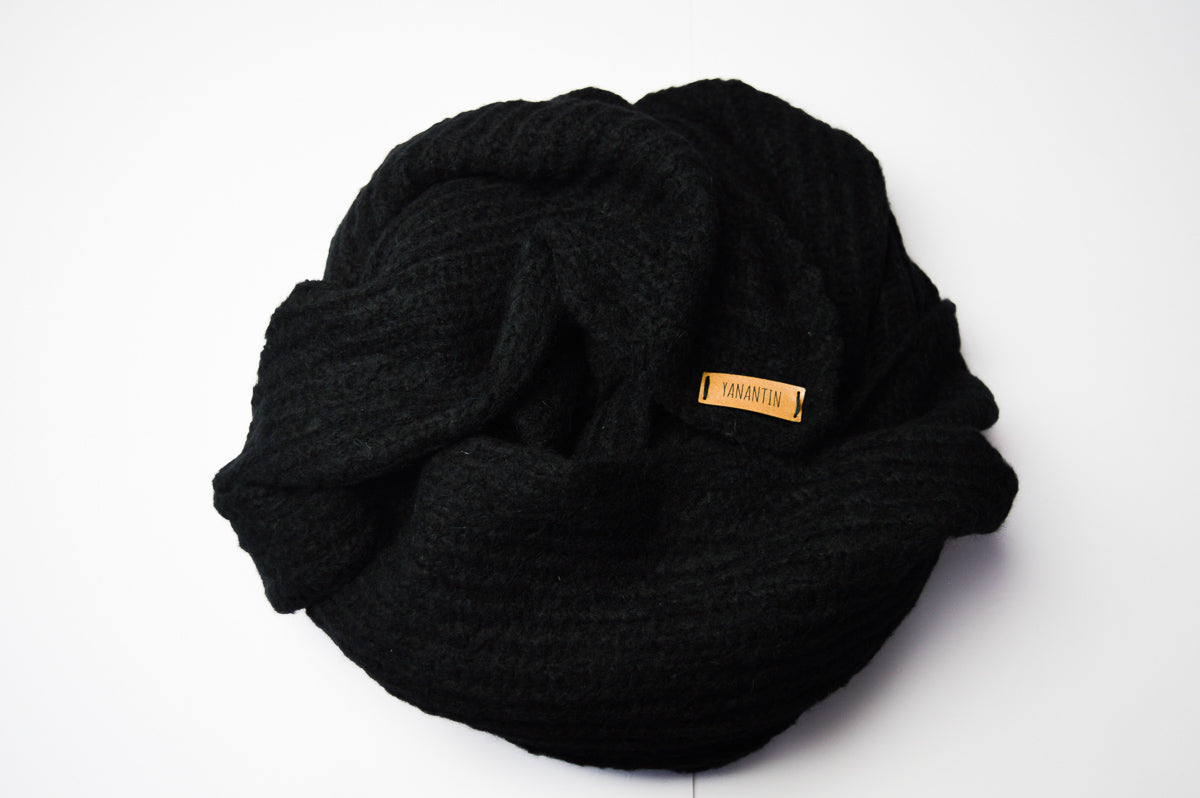 Open-Knit Scarf | Midnight Black | Baby Alpaca & Merino Wool Blend | Extra Large Size